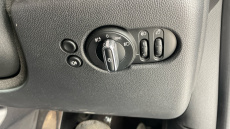 MINI Hatchback 1.5 Cooper Classic 3dr Auto Petrol Hatchback